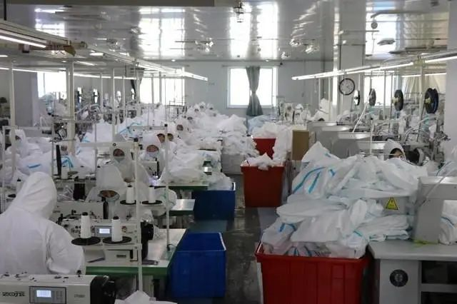 华遨软件全力协助海合谷服装紧急转产 积极开辟医用防护用品生产线